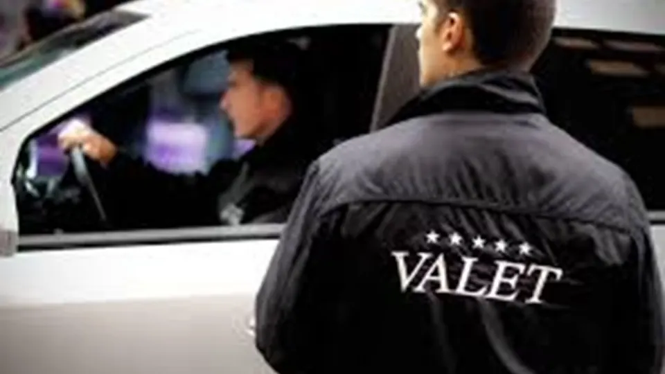 Valet airport parking service near a terminal